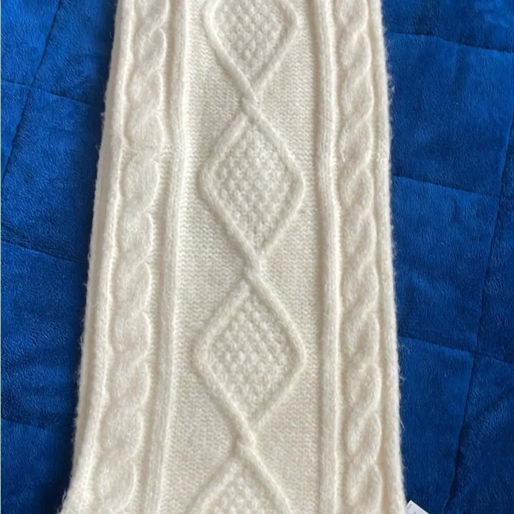 Old Navy Infinity Scarf - Picture 3 of 3